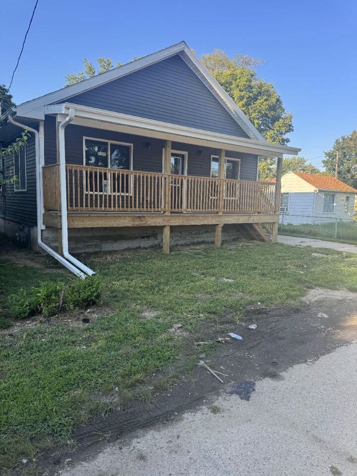 826 Barnum Road  Rockford IL 61109 photo