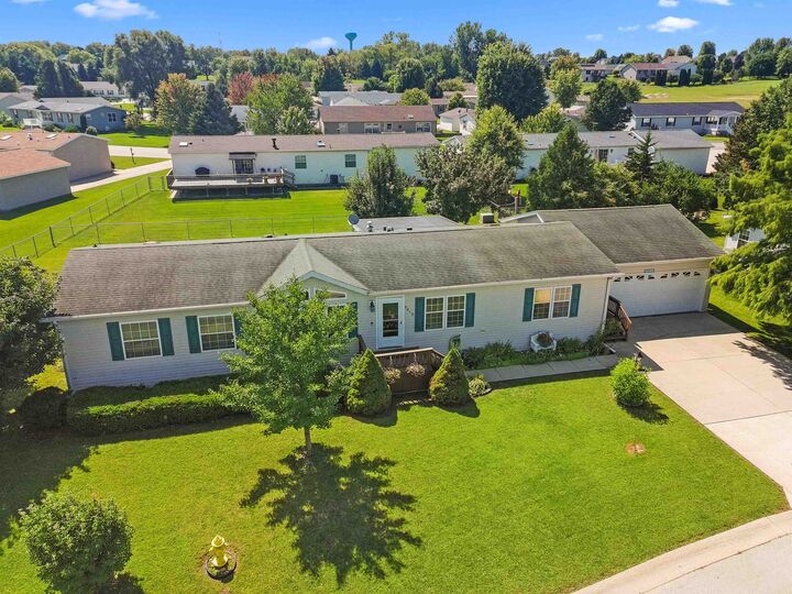 Property Photo: 5615 Cypress Lane IL 61115