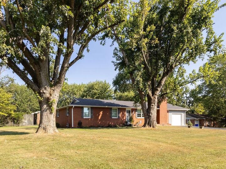 Property Photo: 2604 Mohawk Drive KY 42103