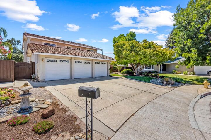 Property Photo: 515 Encino Drive CA 95037