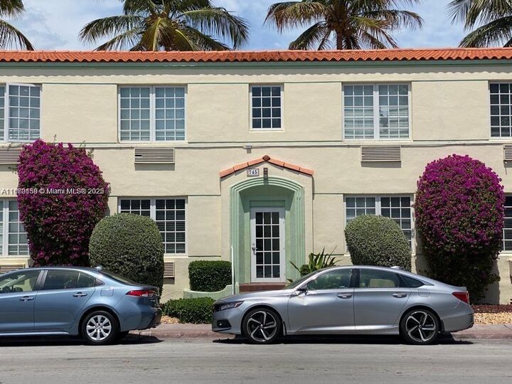 Property Photo: 741 15th St 5 FL 33139