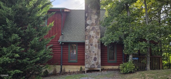 Property Photo:  929 Buck Way  TN 37876 