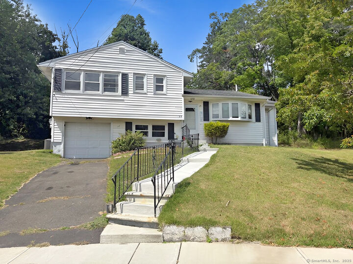Property Photo: 26 Elliot Drive CT 06514