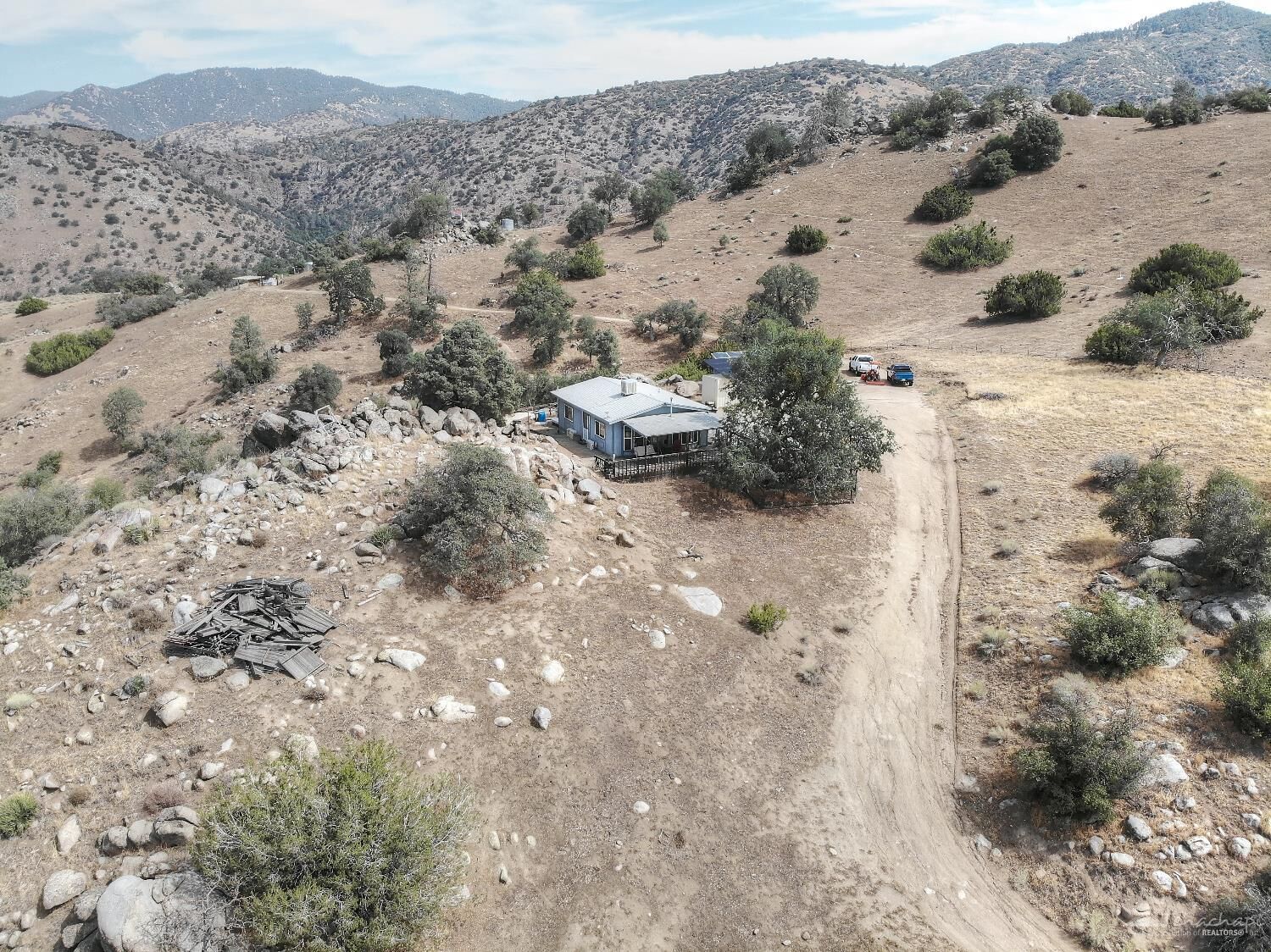 Property Photo: 11261 Stockton Ct CA 93518