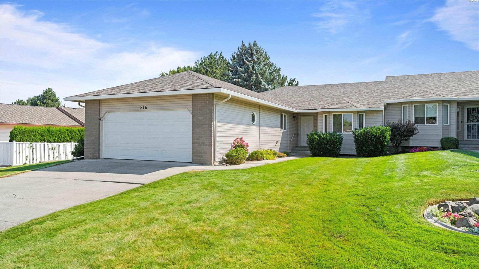 Property Photo:  316 W Canyon Lakes Dr.  WA 99337 