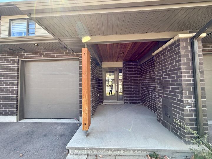 Photo de la propriété:  671 Odyssey Way  ON K1T 0T3 