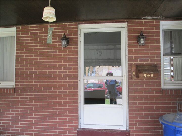 Property Photo: 448 Eureka St PA 15211