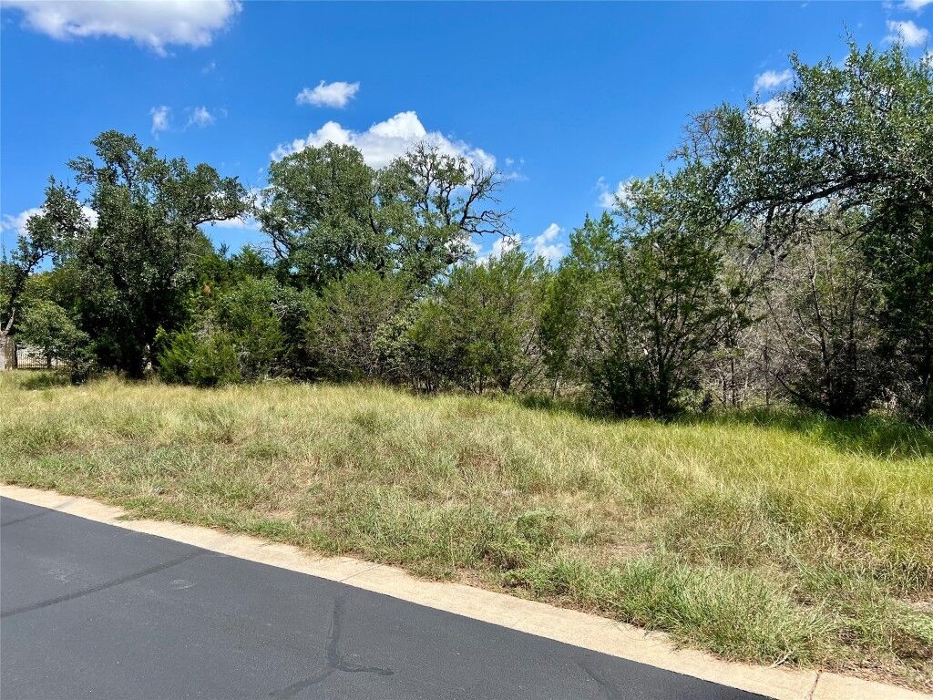 Property Photo:  307 Highland Spring Lane  TX 78633 
