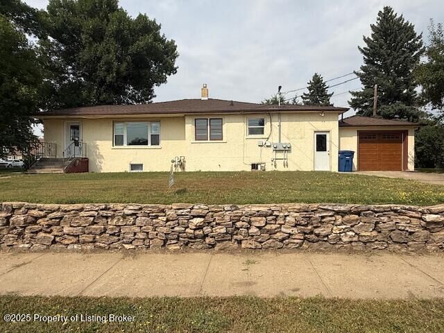 507 2nd Street E  Dickinson ND 58601 photo