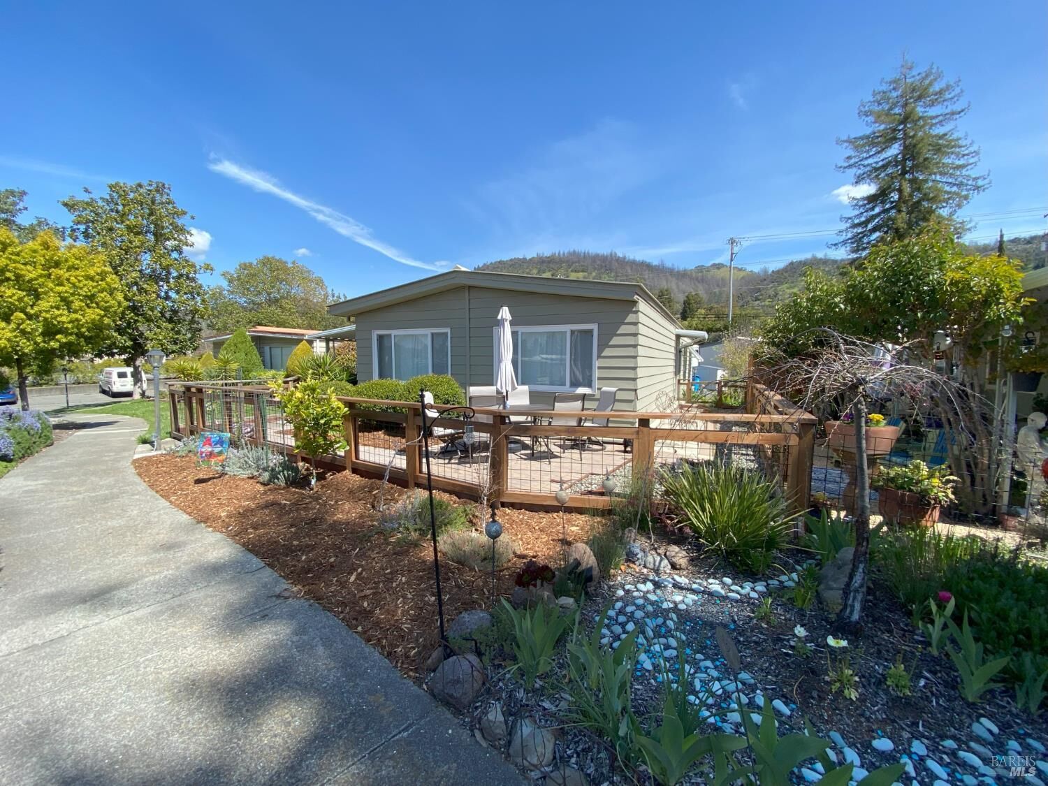 Property Photo: 12 Sandstone Court CA 95409