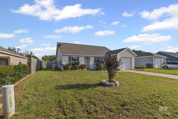 Property Photo:  909 Sentinel Circle  AL 36535 