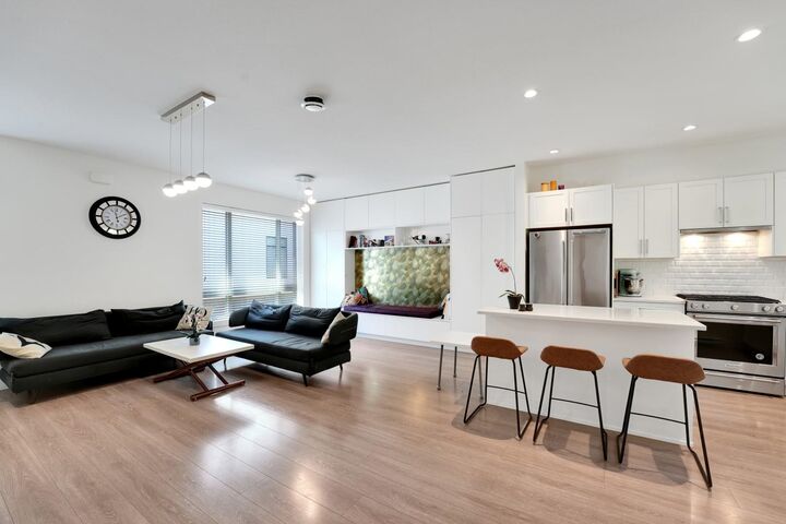Property Photo: 16433 19 Avenue 168 BC V3Z 0Z1