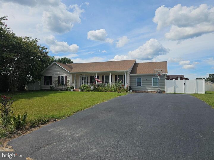 310 Autumn Ridge Drive  Hebron MD 21830 photo