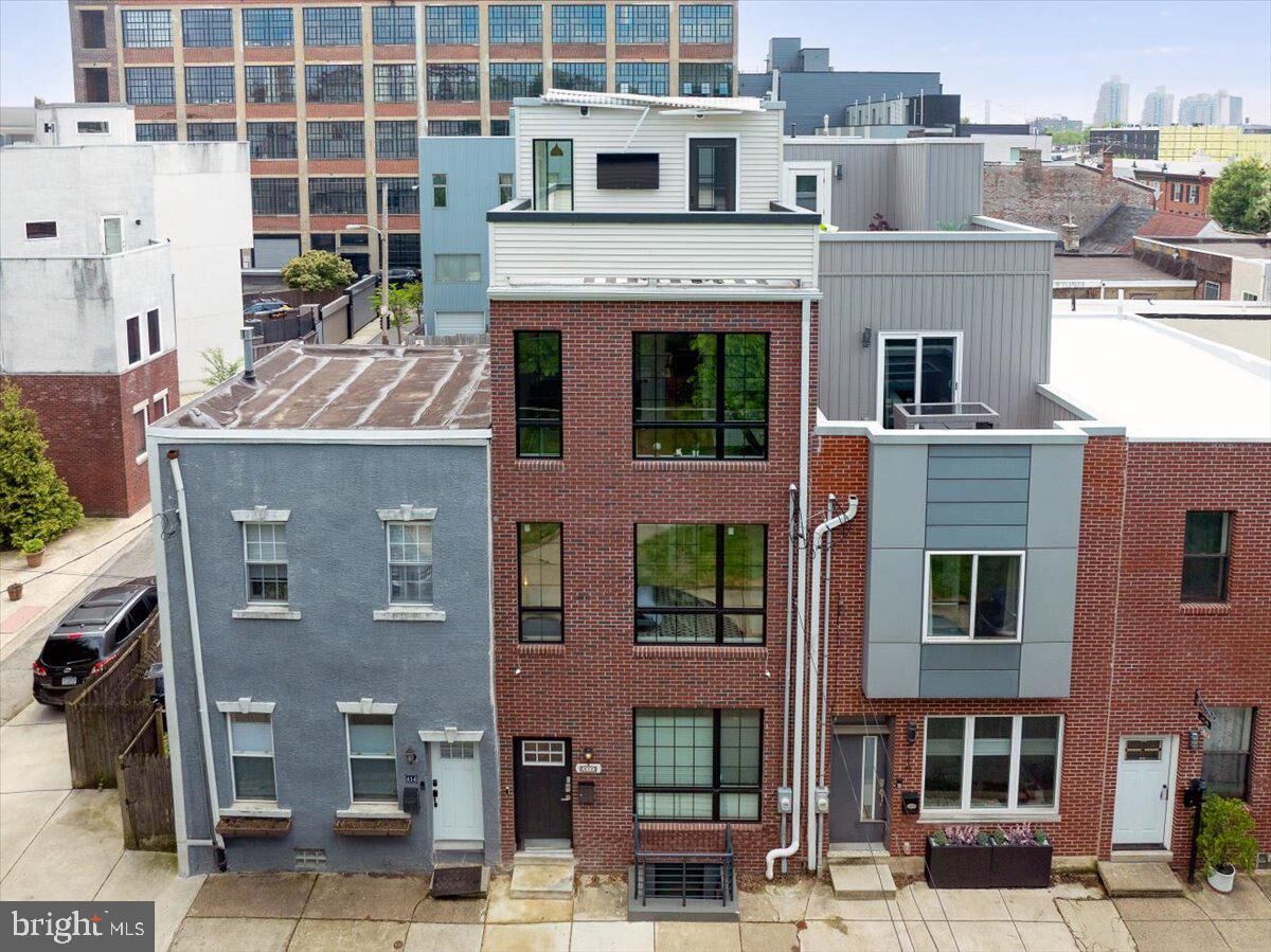 Property Photo: 412 Sepviva Street PA 19125