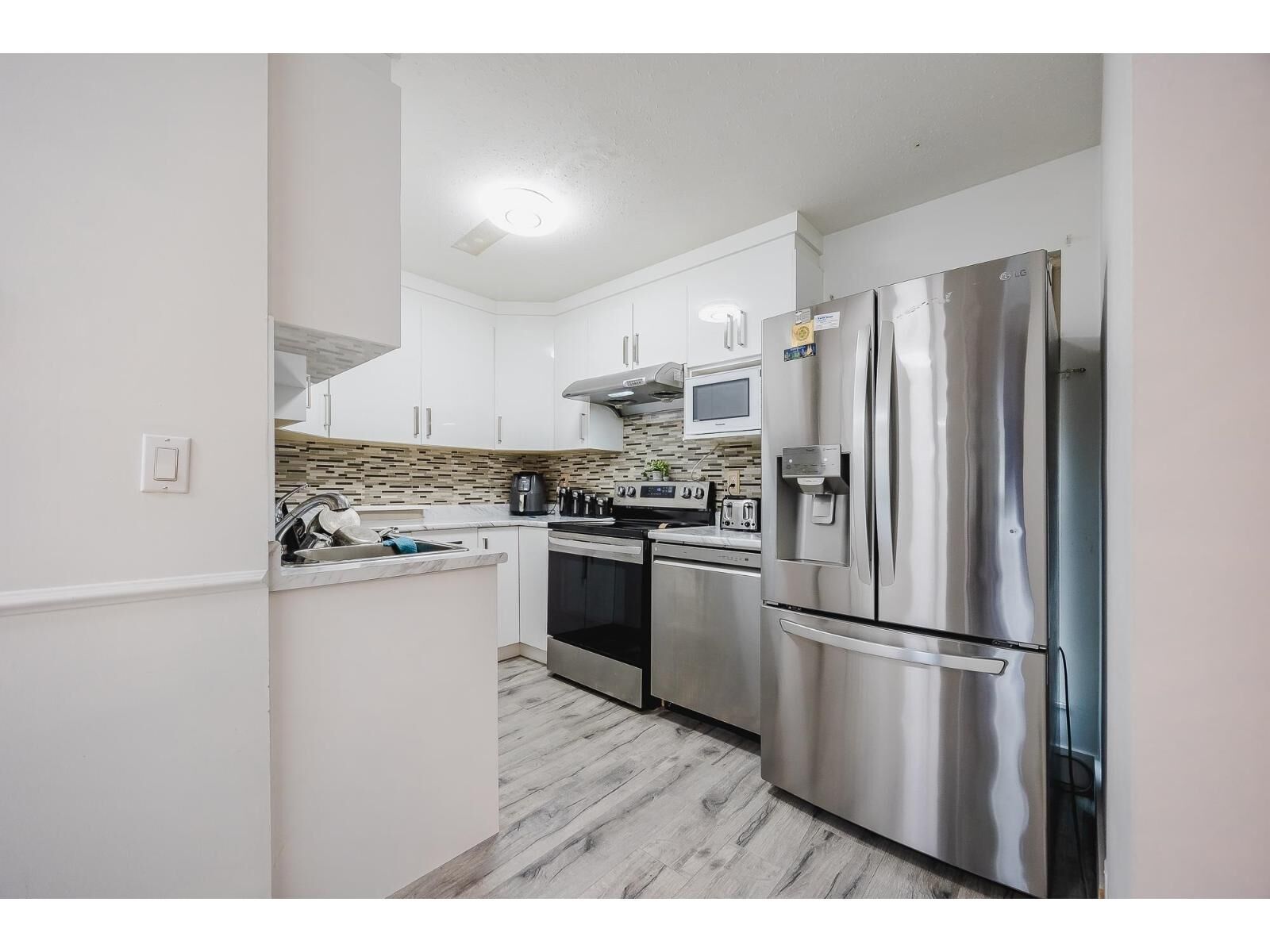 Property Photo:  3075 Trethewey 14  BC V2T 3R4 