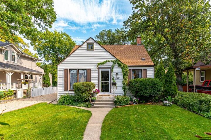 Photo de la propriété: 153 Oakview Avenue MB R2K 0R9