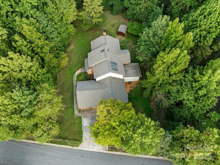 Property Photo:  7600 Wallace Lane  NC 28212