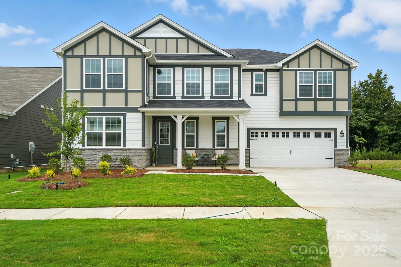 Property Photo: 1464 Honey Trail NC 28112