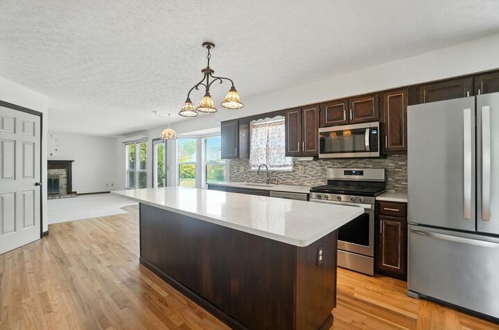 Property Photo: 7470 Tullymore Drive OH 43016