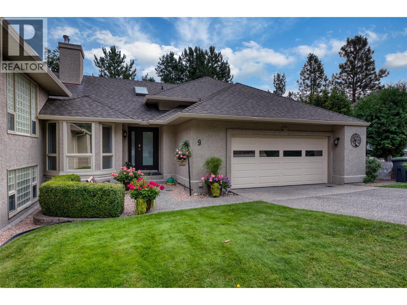 Photo de la propriété:  980 Dilworth Drive 9  BC V1V 1S6 