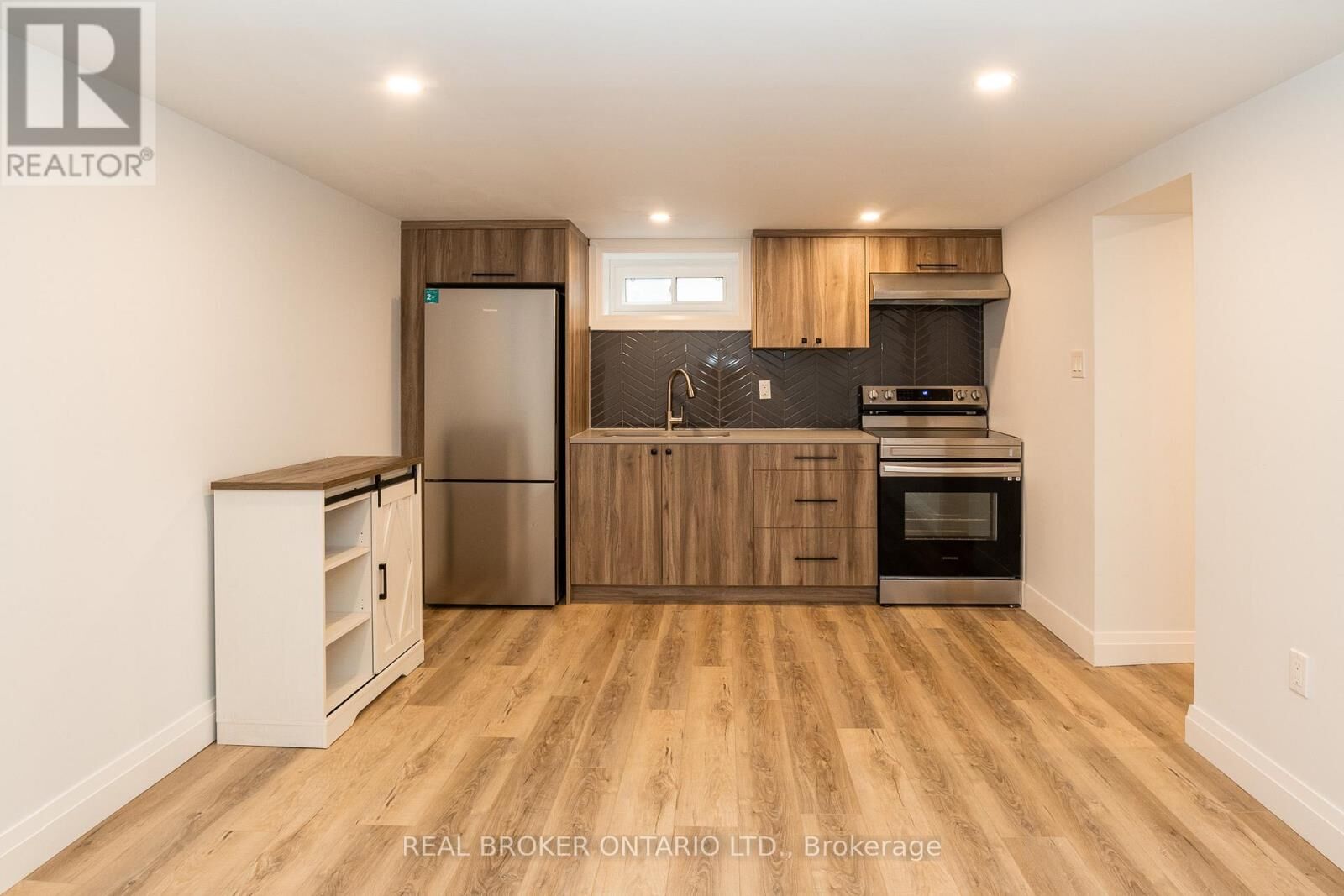 Photo de la propriété: 67 Kingslea Drive Lower ON L8T 3Z8