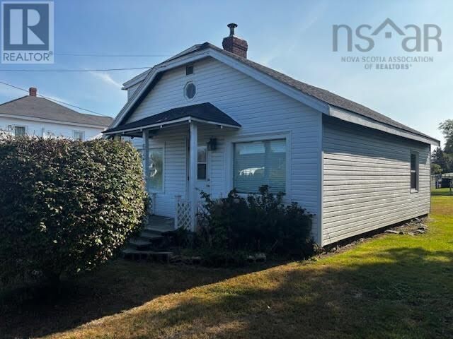 Property Photo:  672 Highway 1  NS B5A 5A3 
