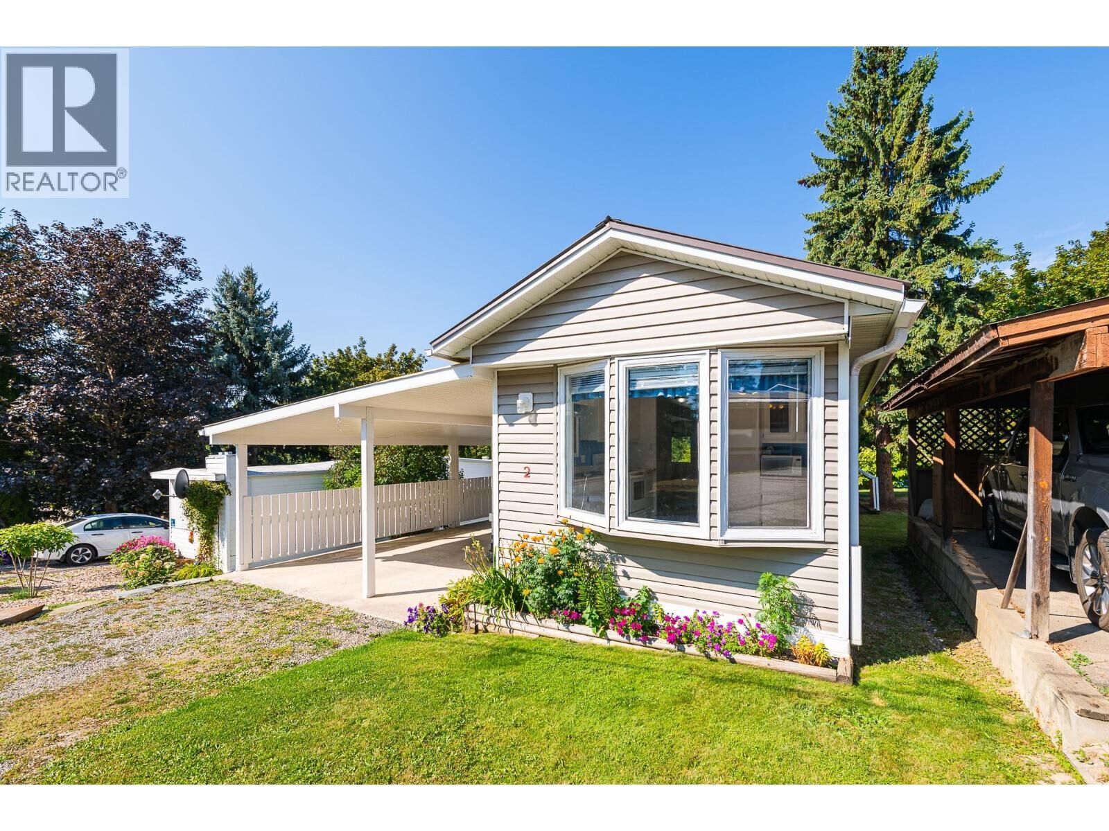 Property Photo: 1421 Erickson Road 2 BC V0B 1G1