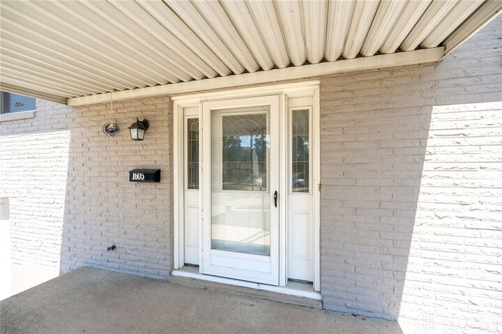 Property Photo:  1605 Belvo Road  OH 45342 