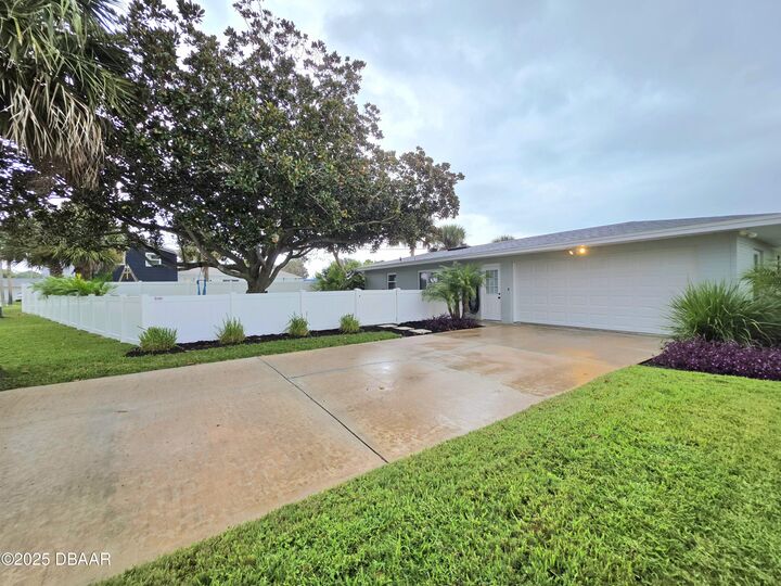 Property Photo:  41 Wisteria Drive  FL 32176 