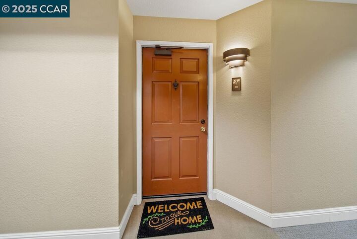 Property Photo:  2530 Oak Rd 303  CA 94597 