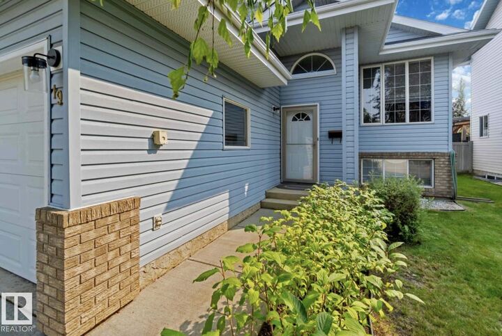 Property Photo: 19 Westwood Green AB T8L 4G3