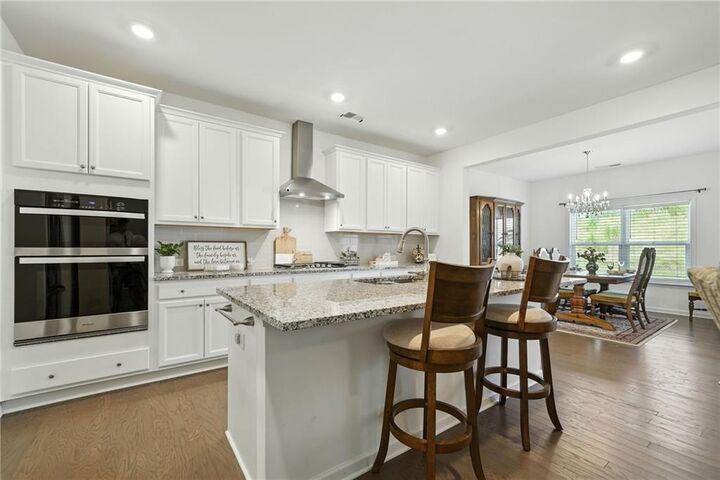 Property Photo:  5520 Allegre Place  GA 30028 