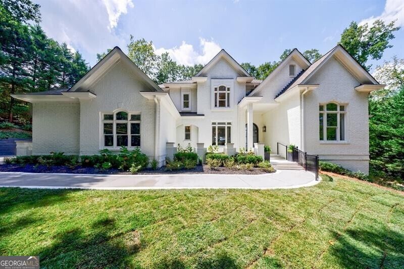 Property Photo:  4526 Peachtree Dunwoody Road  GA 30342 