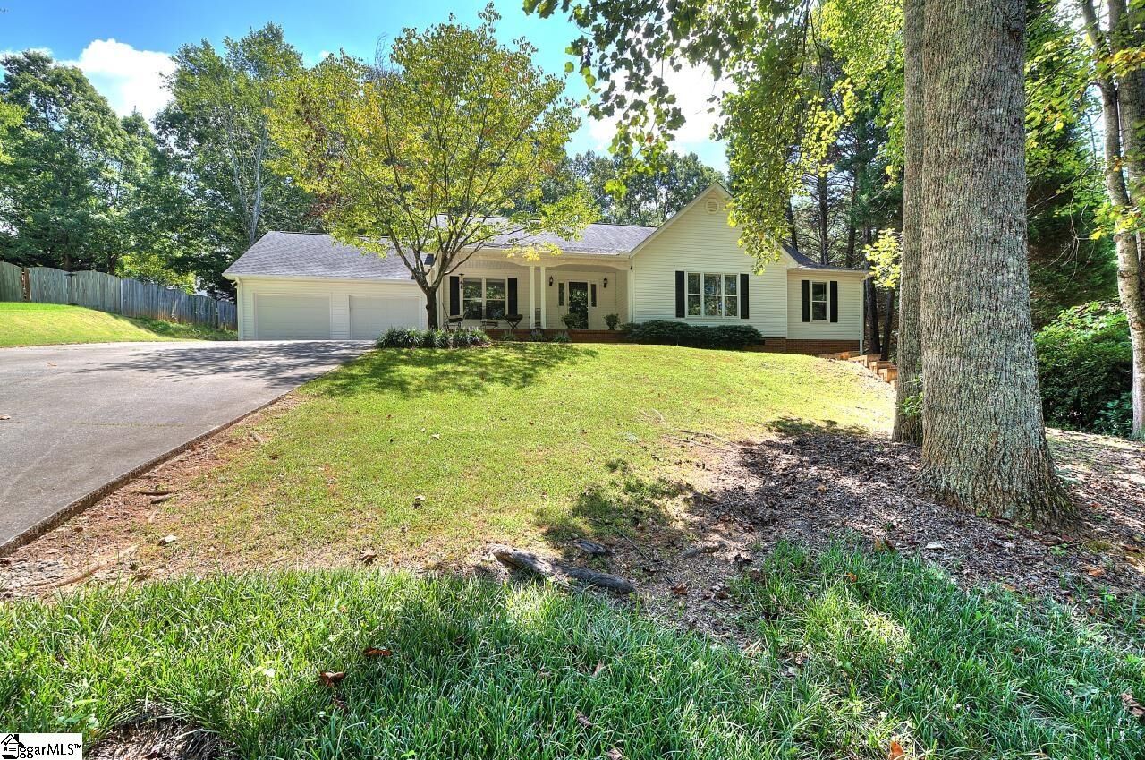 Property Photo: 116 Halifax Road SC 29640