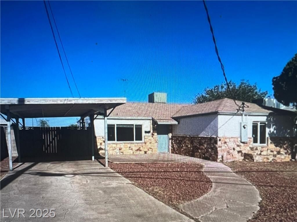 Property Photo:  102 Continental Avenue Na  NV 89015 
