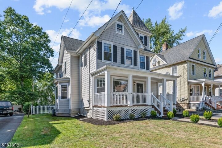 Property Photo: 30 Hillside Ave NJ 07928