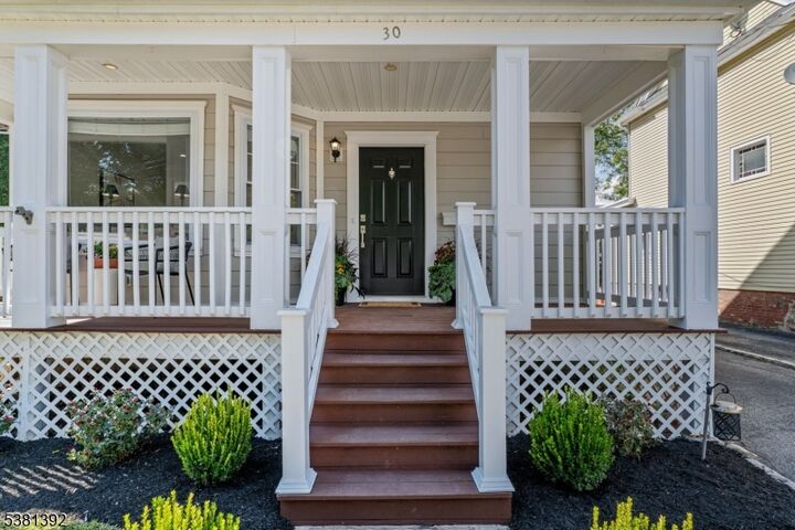 Property Photo:  30 Hillside Ave  NJ 07928 