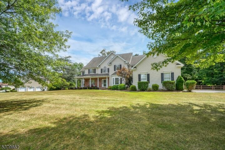 Property Photo: 5 Windy Top Ln NJ 07930