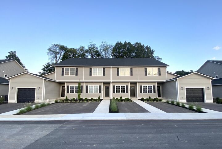 185 Ivy Terrace  Lewisburg WV 24901 photo