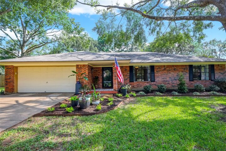 Property Photo:  2609 Daisy Drive  TX 77833 