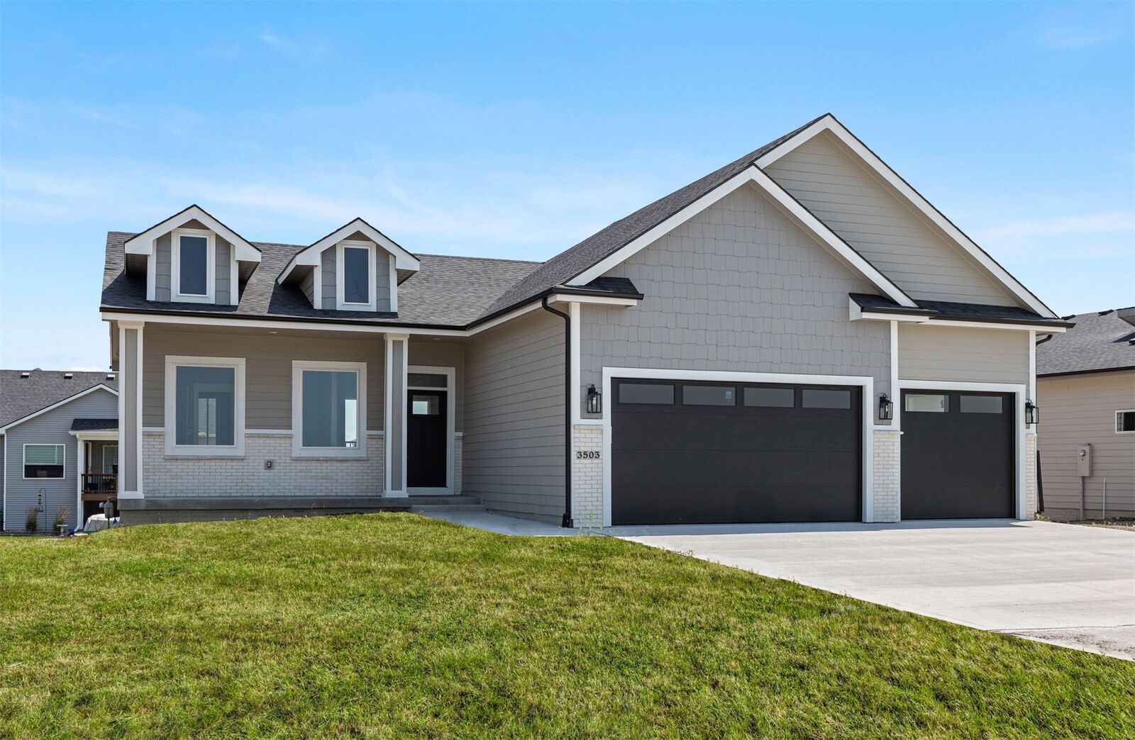 Property Photo:  3503 NE 12th Street  IA 50021 