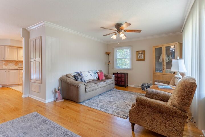 Property Photo: 630 Bartlett Drive IN 47630