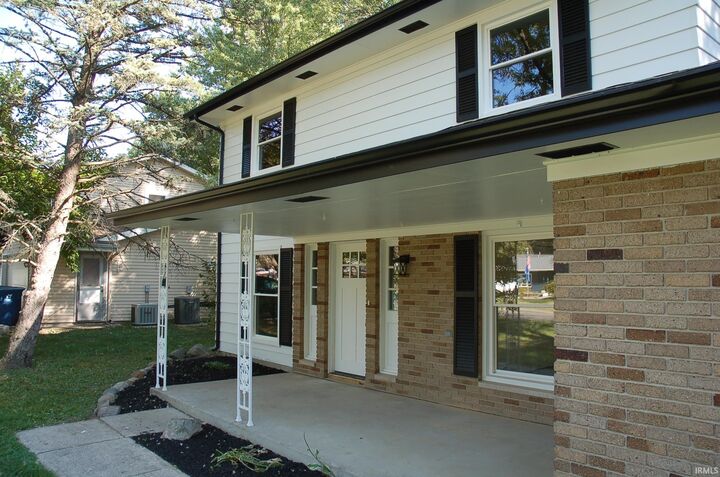 Property Photo:  1710 Richfield Drive  IN 46774 