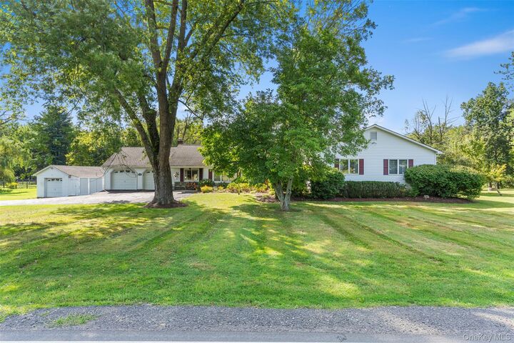Property Photo: 886 Burlingham Road NY 12566