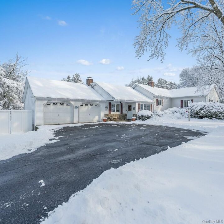 Property Photo:  886 Burlingham Road  NY 12566 