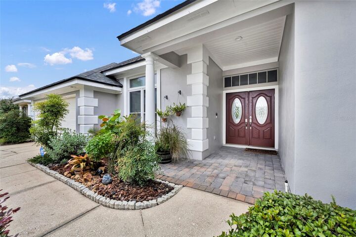 Property Photo:  8537 Buckley Court  FL 32817 