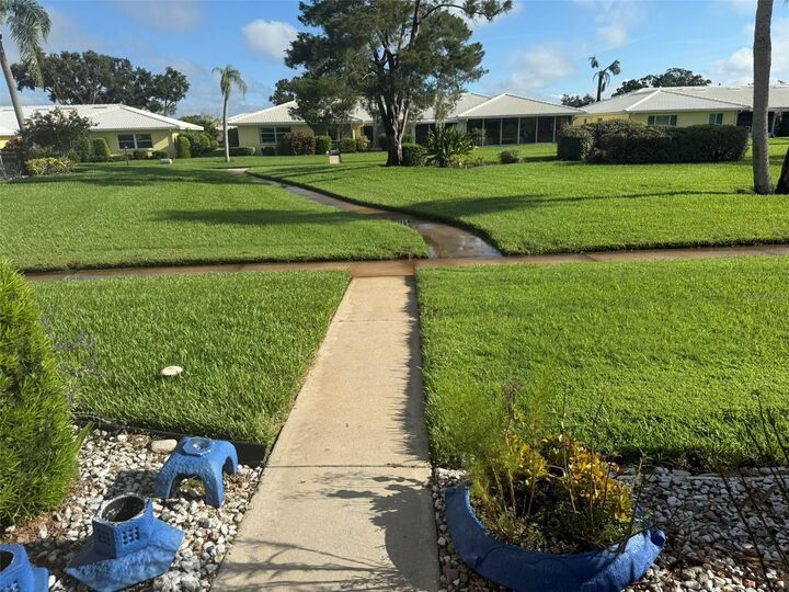 Property Photo: 3741 Amesbury Lane 5607 FL 34232