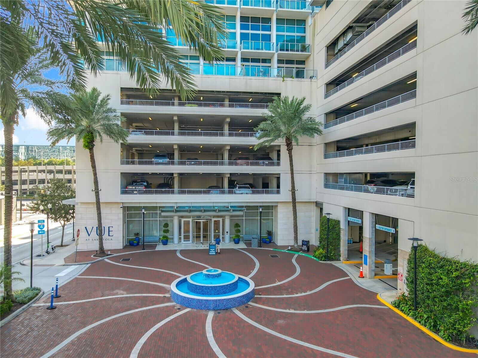 Property Photo:  150 E Robinson Street 2006  FL 32801 