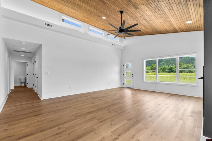 Property Photo: 336 Dry Fly Court AR 72634