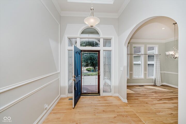 Property Photo:  5525 Bay Landing Court  IN 46254 